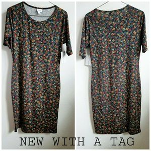 Lularoe L leaf pattern Julia dress. Fitted soft